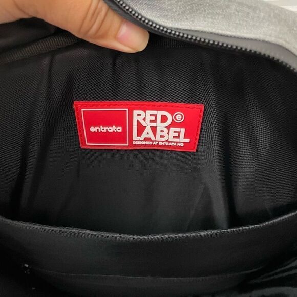 ENTRATA Men’s Lt. Gray Slim Tech Waterproof Laptop, Travel Utility Backpack NEW - Picture 8 of 9